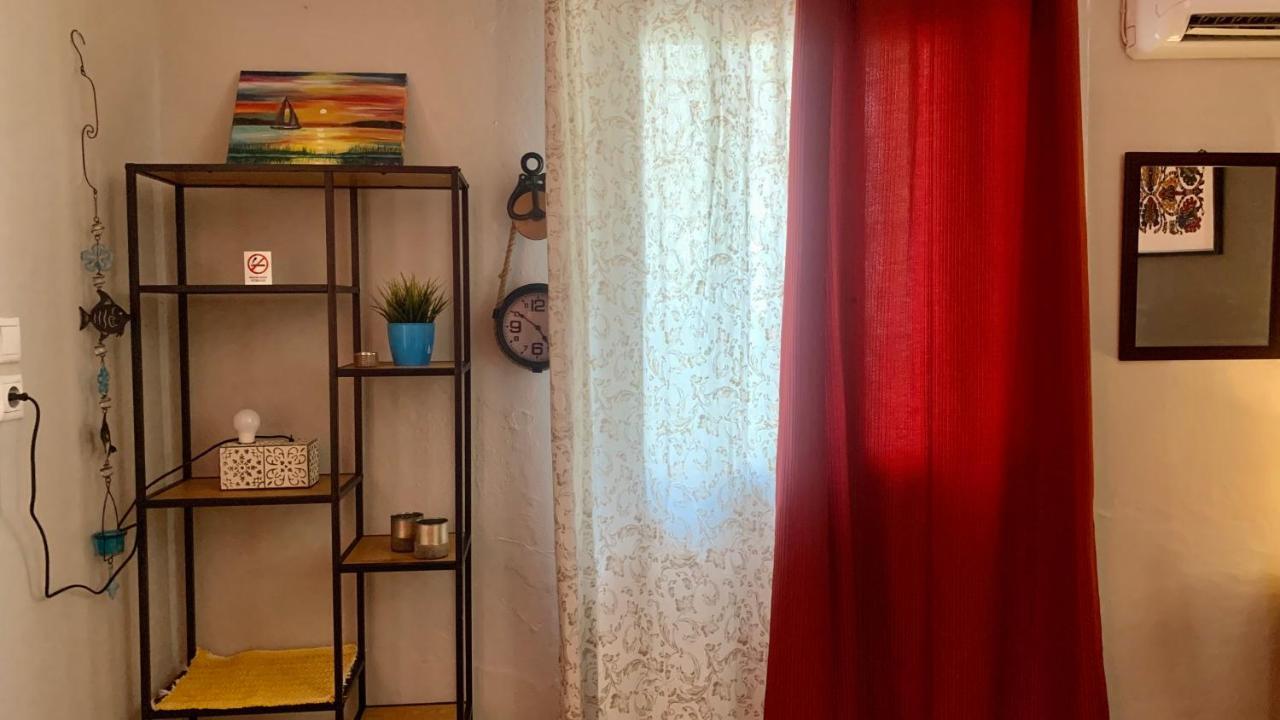 Mama Apt & Parking 拉里萨 外观 照片